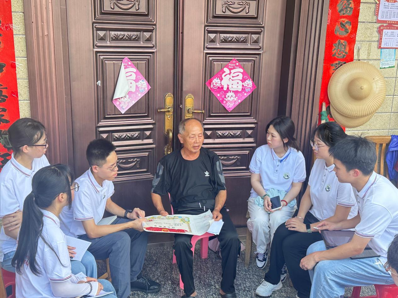beat365中文官方网站暑期社会实践团赴瑞金寻访红军后代_fororder_图片17