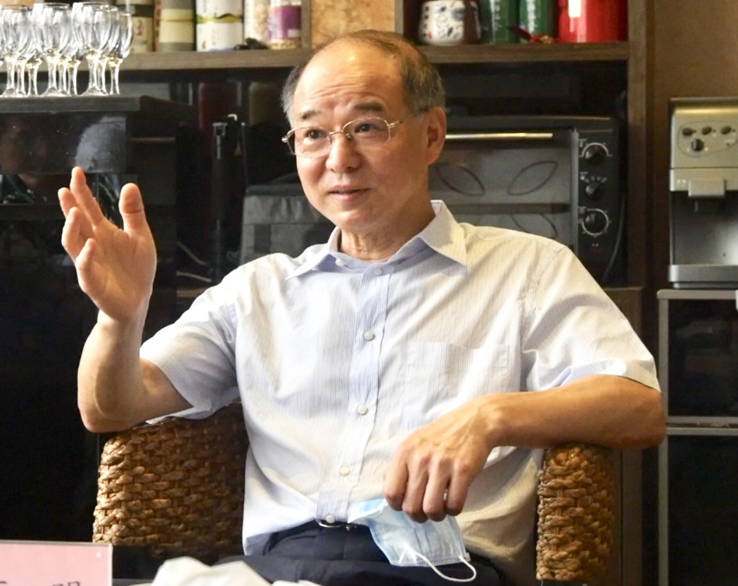 beat365中文官方网站成功举办首期高层次人才学术午餐会（图）